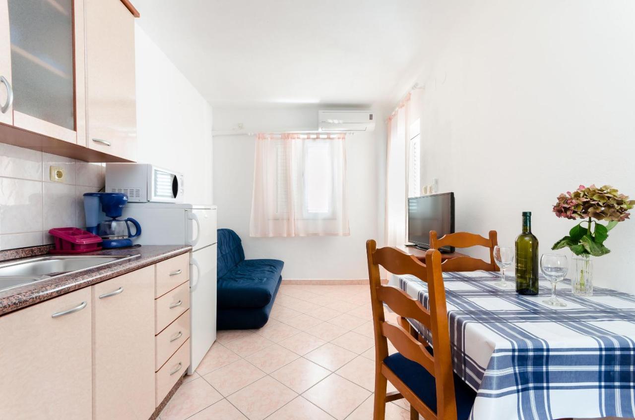 Apartments Marija & Lino Lopar Exterior photo